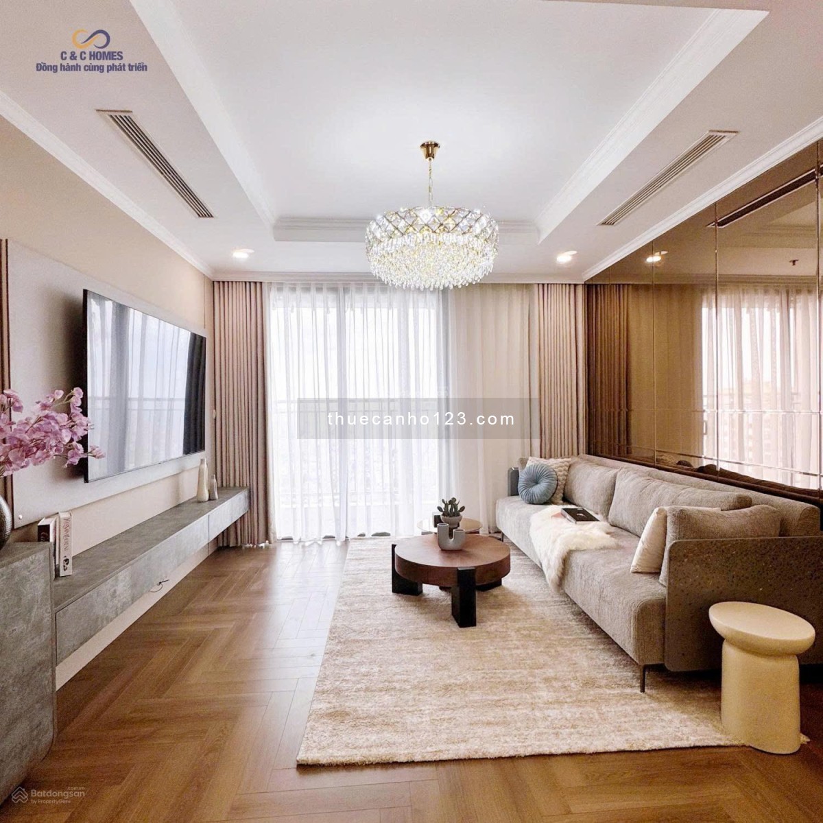 Cho thuê căn hộ 2 phòng ngủ – Times City vào luôn giá 13 triệu / tháng