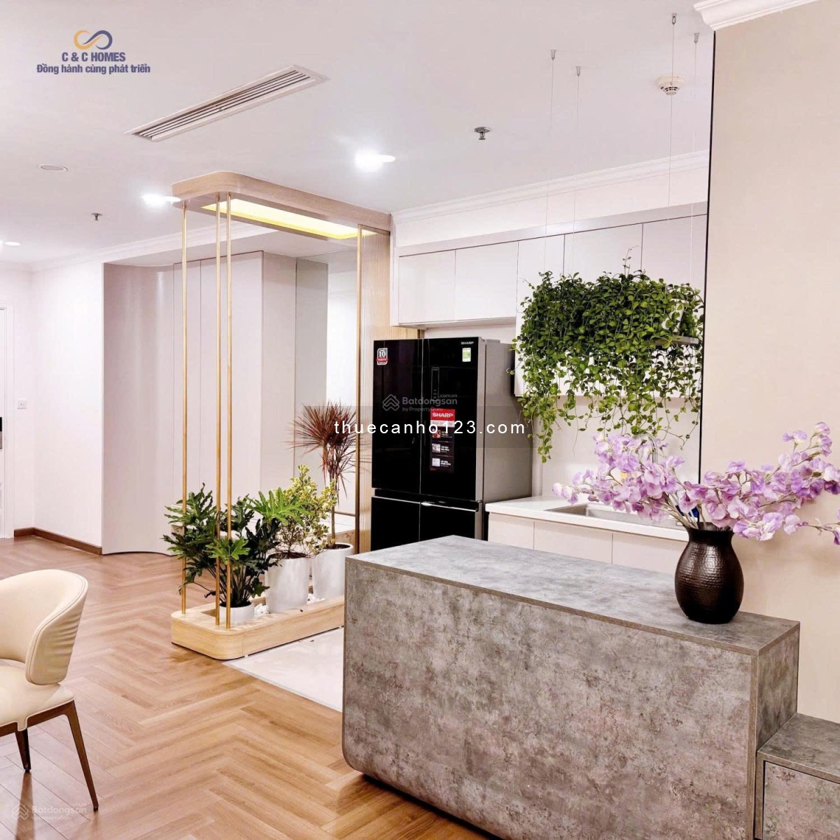 Cho thuê căn hộ 2 phòng ngủ – Times City vào luôn giá 13 triệu / tháng