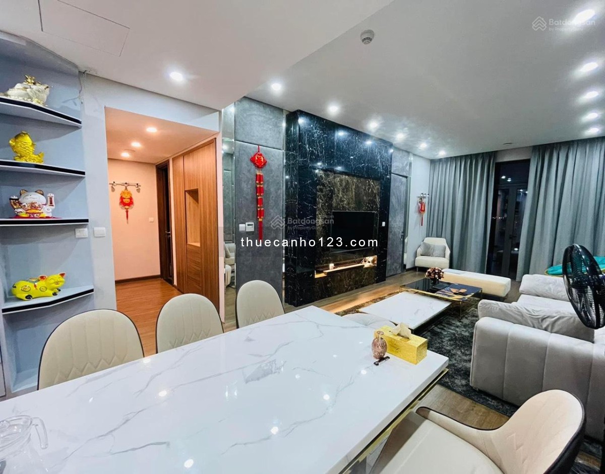 Chính chủ cho thuê căn góc 3PN 125m2 view sông đẹp nhất Sun Ancora Lương Yên
