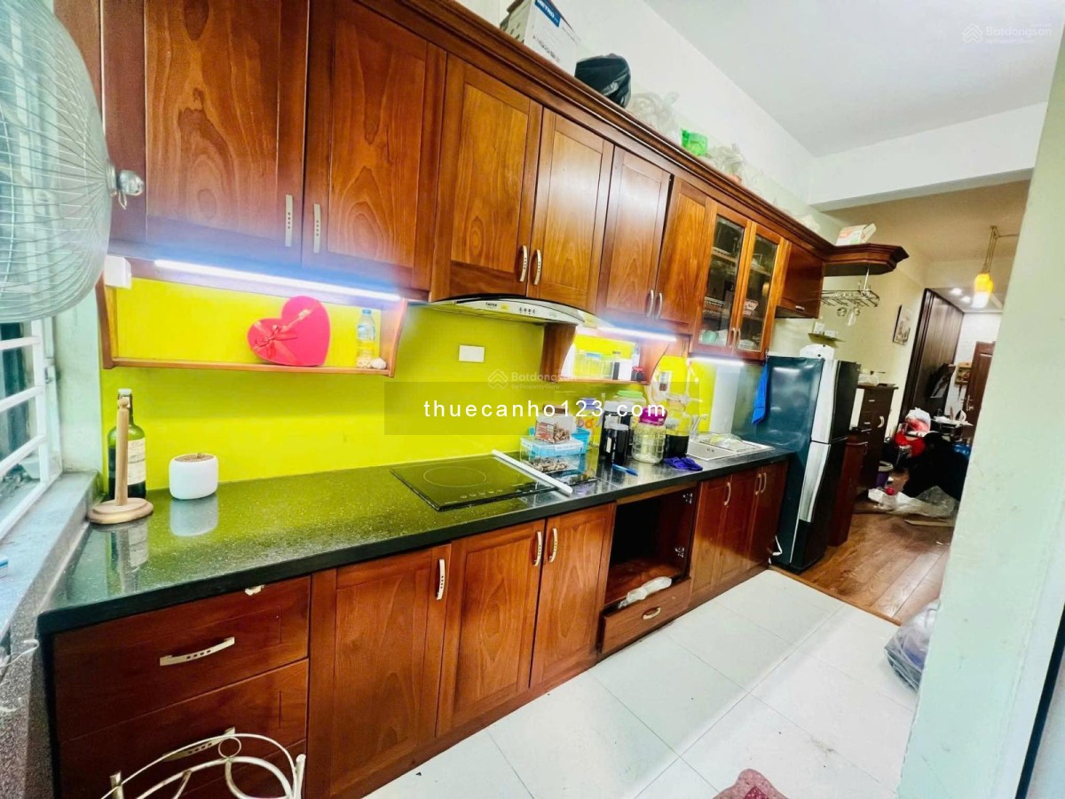 Cho thuê căn hộ 2 ngủ CT12 - Kim Văn Kim Lũ