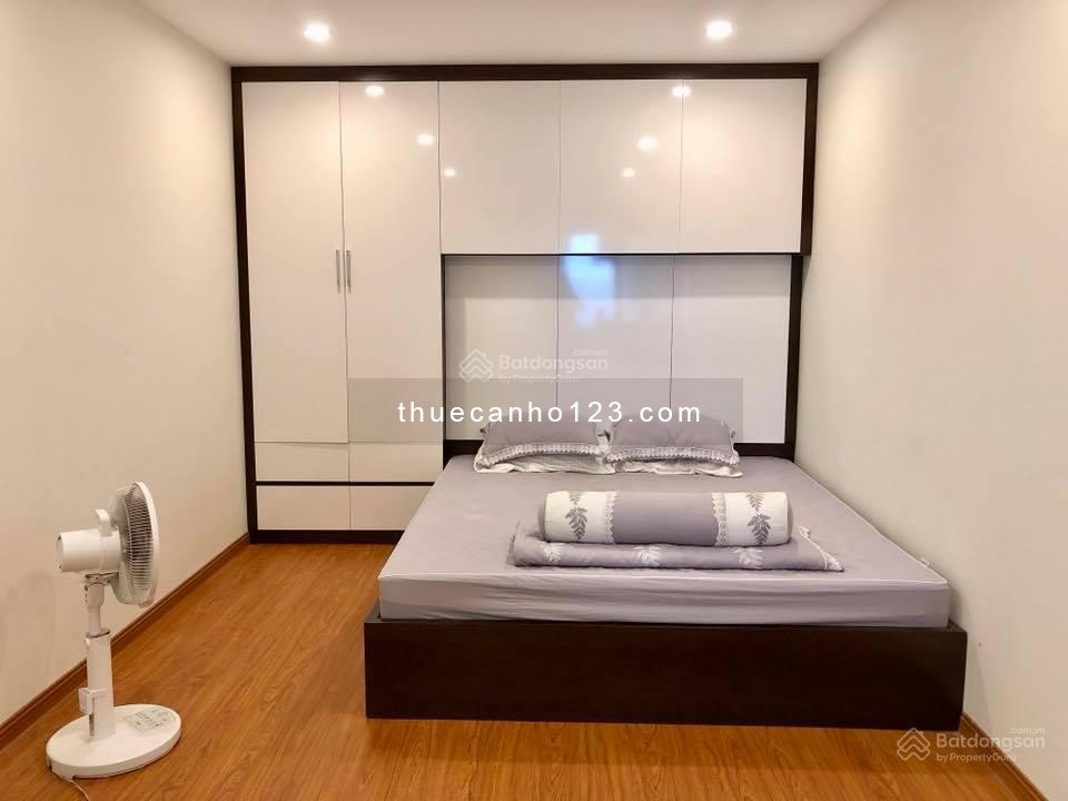 Cho thuê căn hộ 2 ngủ, 80m2, tại New Horizon City - 87 Lĩnh Nam