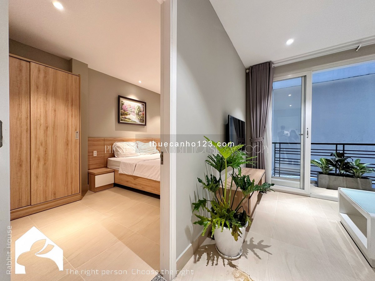 Cho thuê căn hộ cao cấp 1PN 1PK mới 100%, có ban công, bồn tắm, gần CV Hoàng Văn Thụ, sân bay, K300