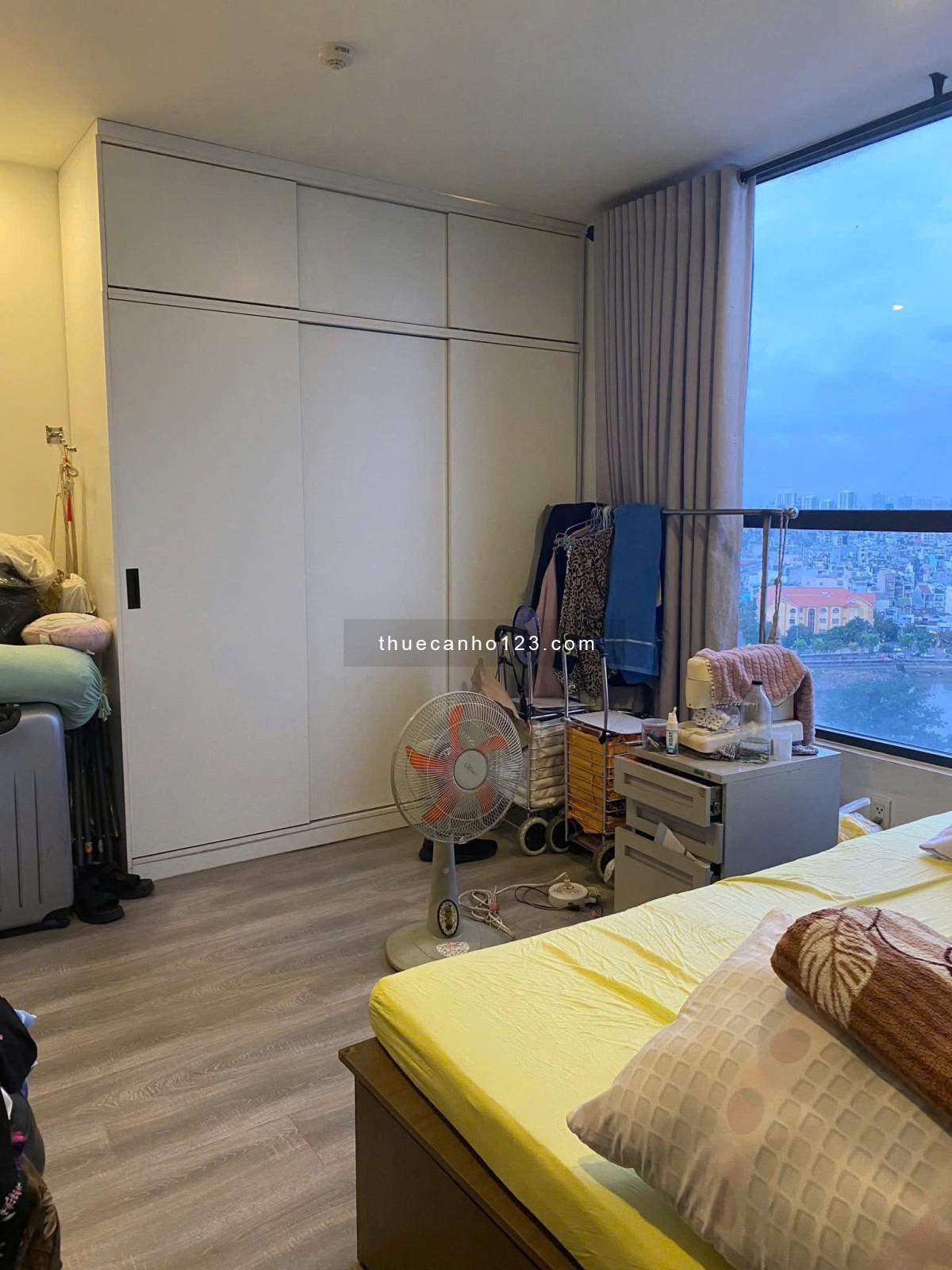 Chung cư Phúc Yên, Căn Góc, 115m2, 3PN, 2WC, Nội thất đủ, 12tr5/tháng.