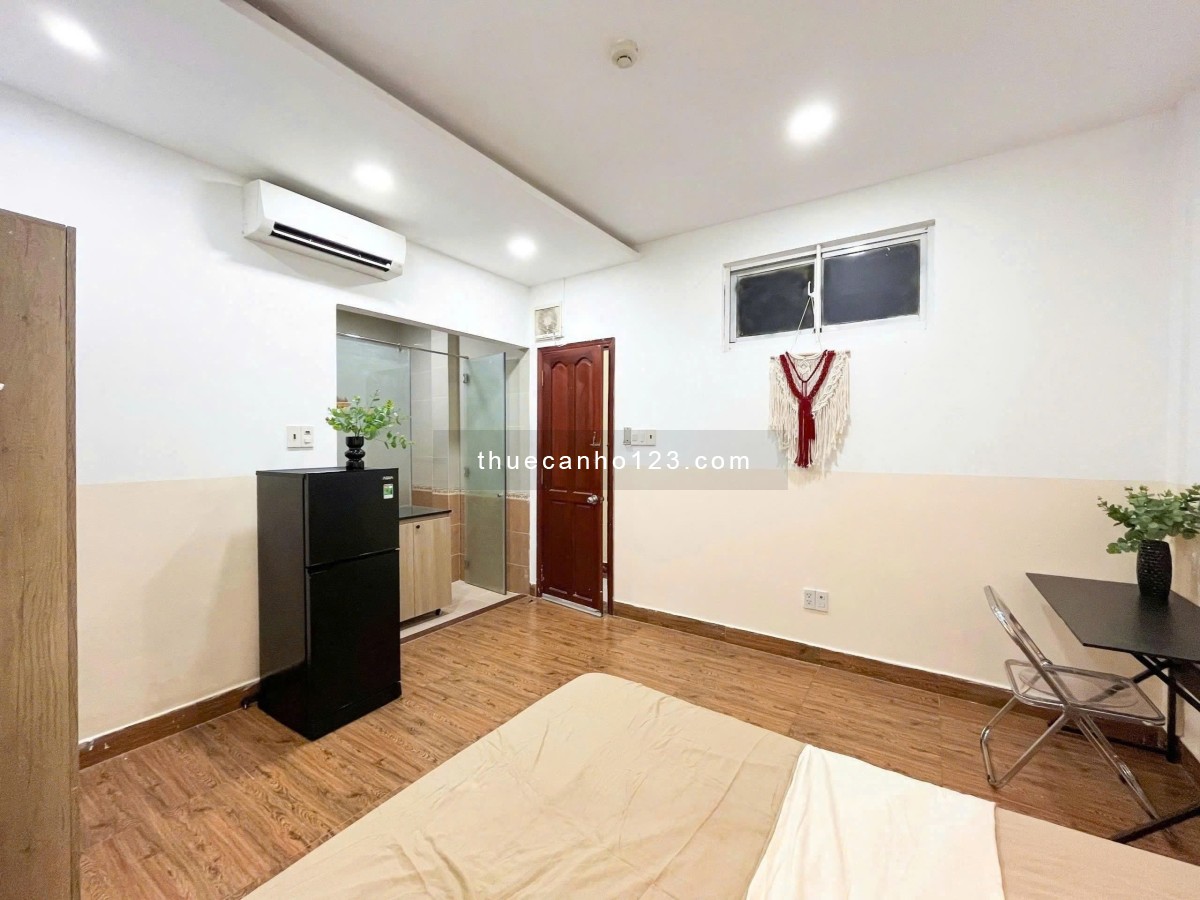 Căn hộ Studio full nội thất – Có ban công – Đường C18, Tân Bình – Gần E-Town & sân bay TSN