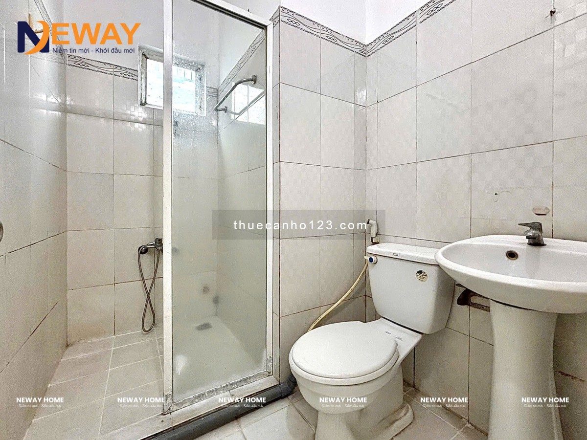 Cho thuê phòng có ban công 30m2 ngay sát đại học Văn Hiến