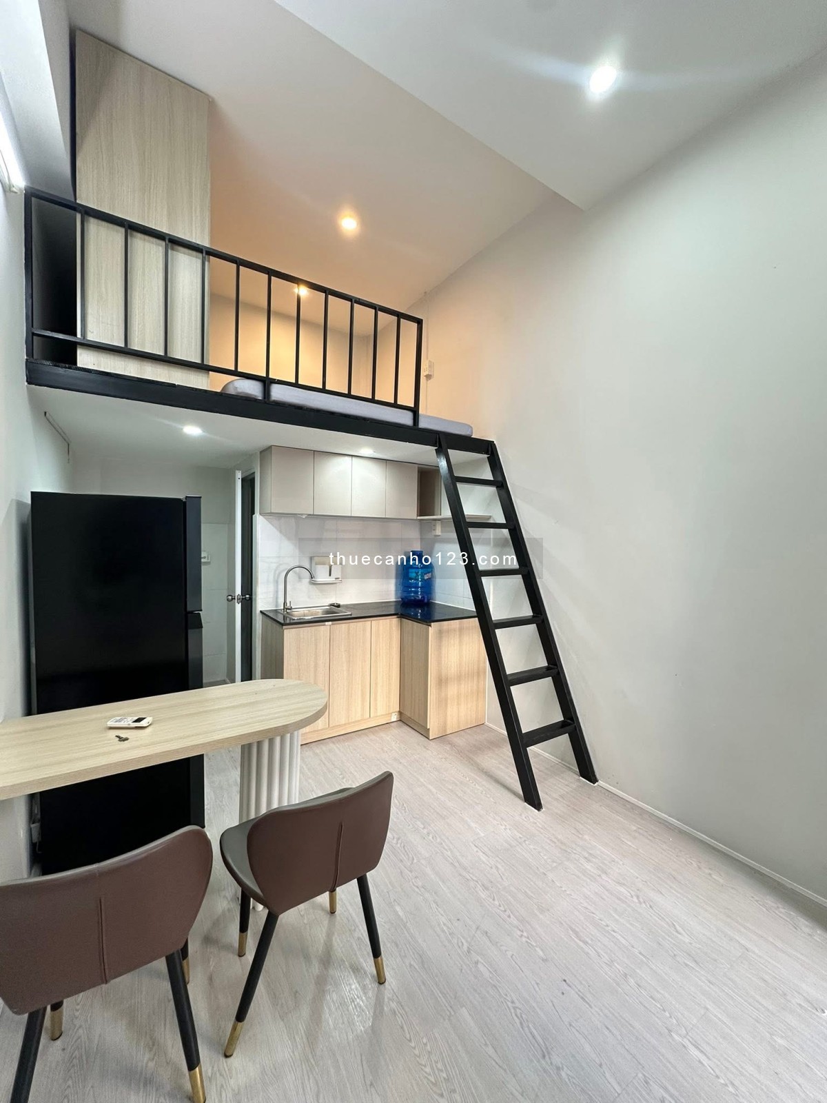 Cho thuê phòng có gác mới xây 30m2 ngay Đại Học Công Thương