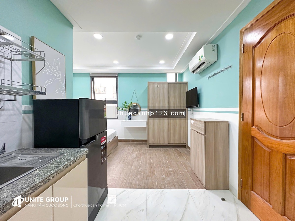 Cho thuê căn hộ Studio full nội thất cửa sổ trời 20m2 - Cách Mạng Tháng 8, Q10