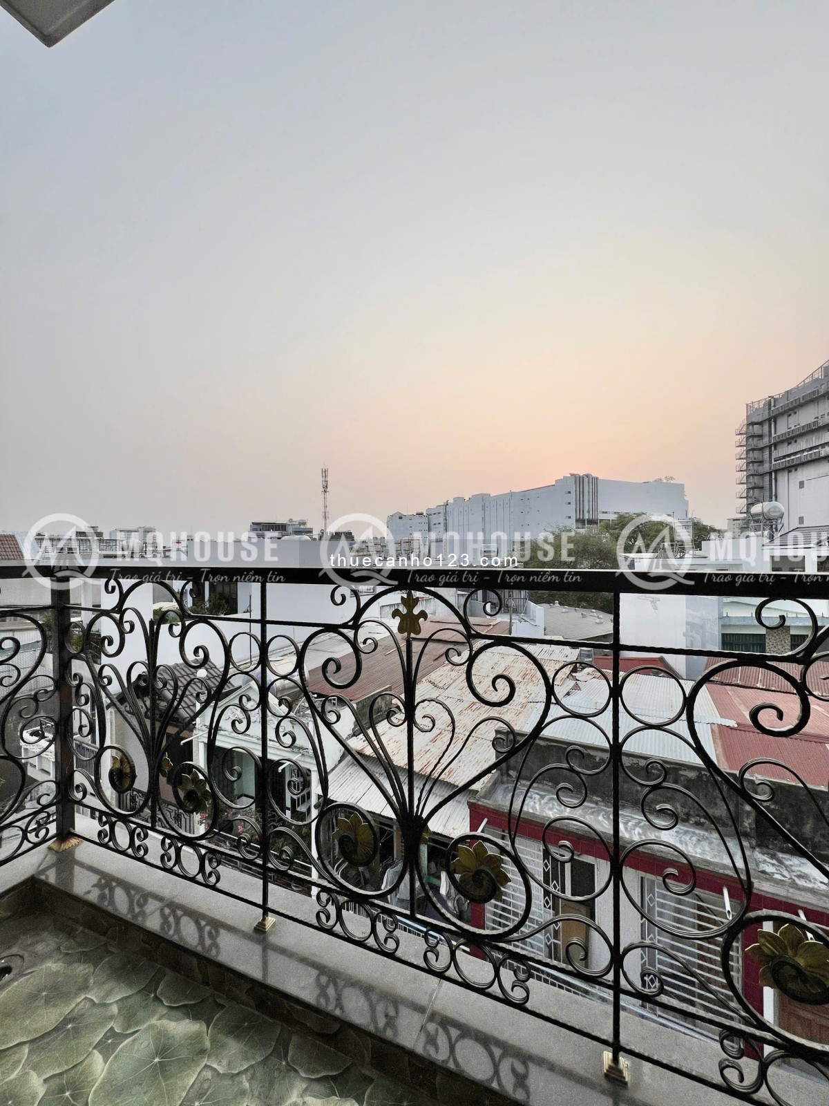 Cho thuê căn hộ 1PN ban công – Ngay sân bay Tân Sơn Nhất