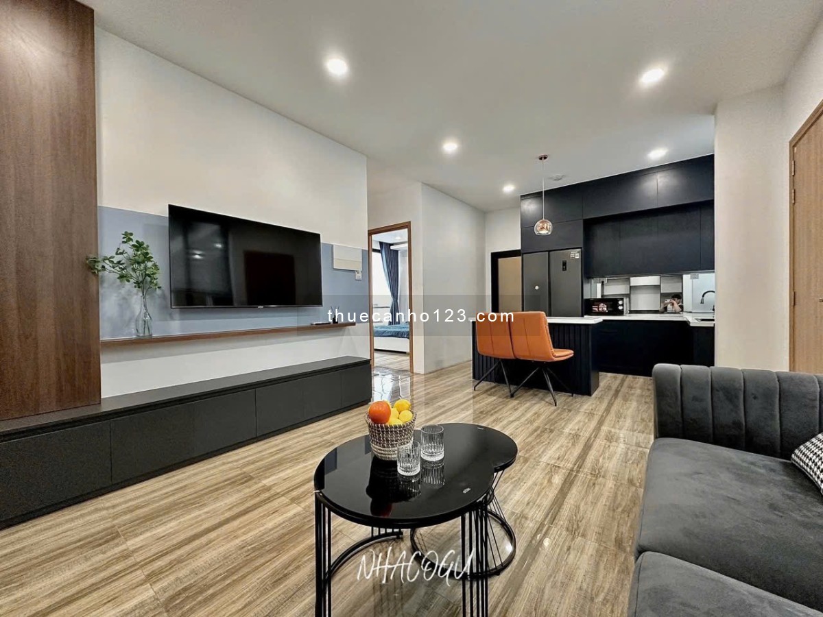 Căn Hộ Dịch Vụ 2PN Full Nội Thất 70m2Hoàng Việt Phường 4 Tân Bình