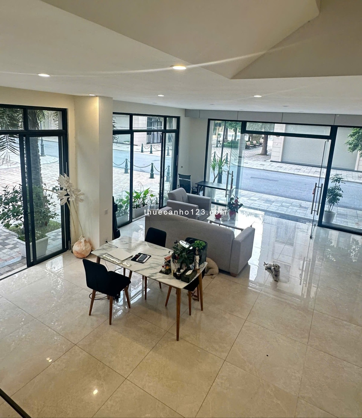 Chính chủ Cho thuê shop kinh doanh, mặt bằng văn phòng Vin2 Ocean Park 2 chỉ 4tr/th bp