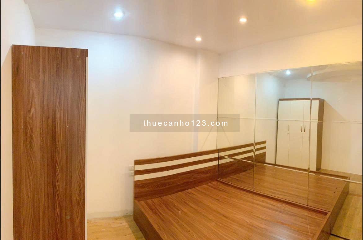 Cho thuê phòng 2N1K – Mặt phố Trung Liệt, quận Đống Đa