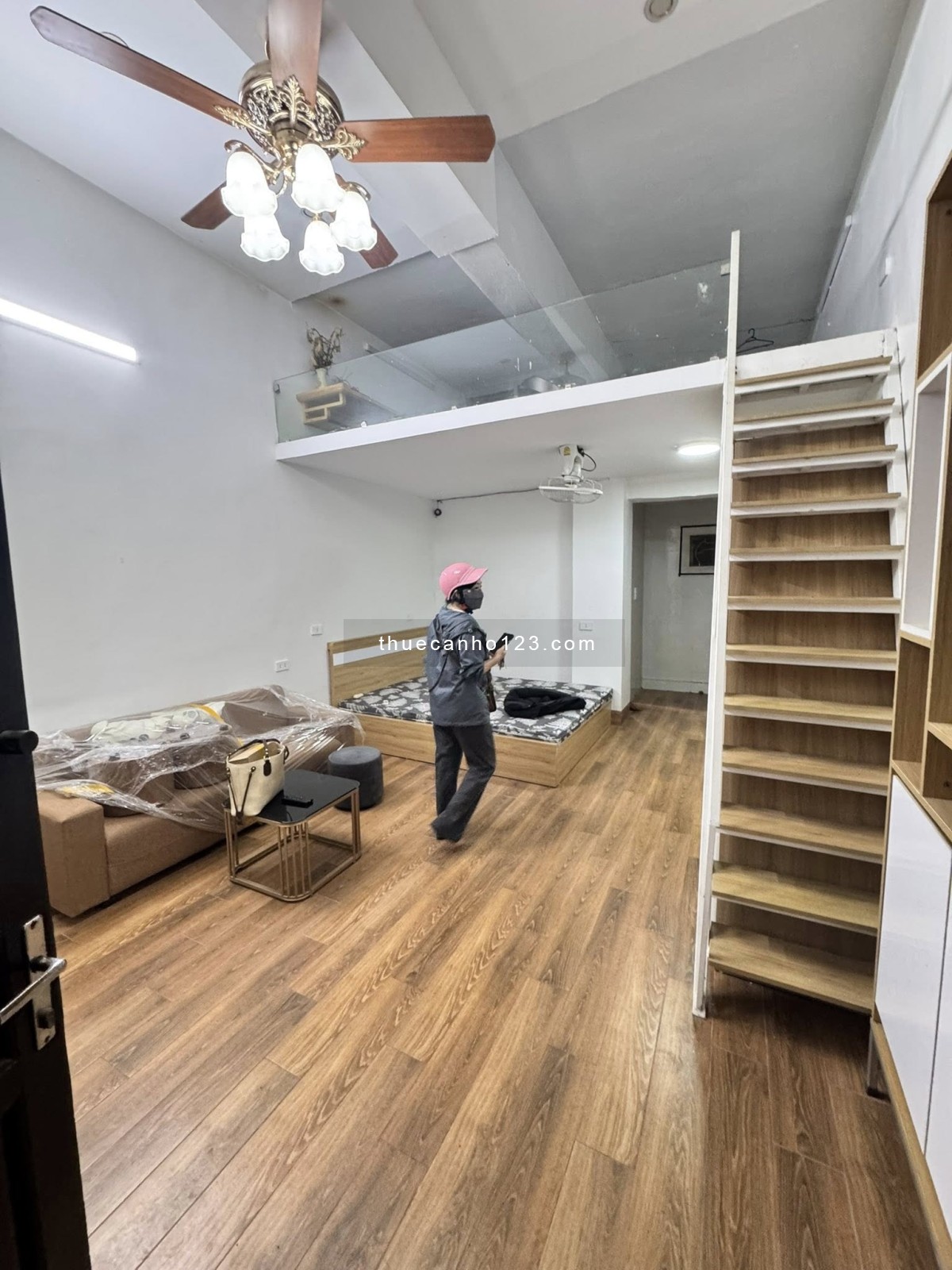 Chính chủ cho thuê căn hộ tập thể tầng 1 tại  76 Thọ Lão, Hai Bà Trưng