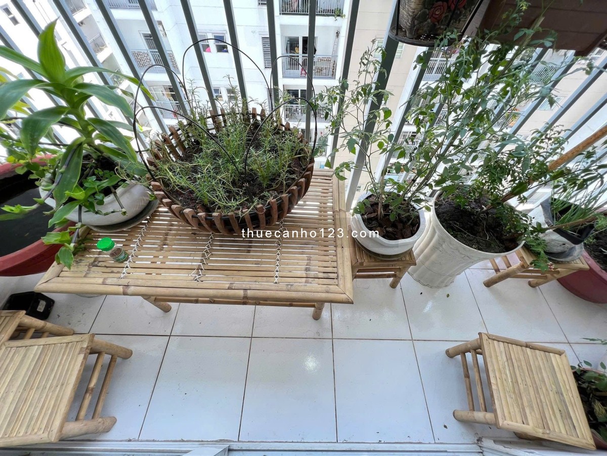 Căn Góc, chung cư Oriental, Âu Cơ, TP: 3p ngủ, 117m2, đầy đủ NT, 15tr5/th.