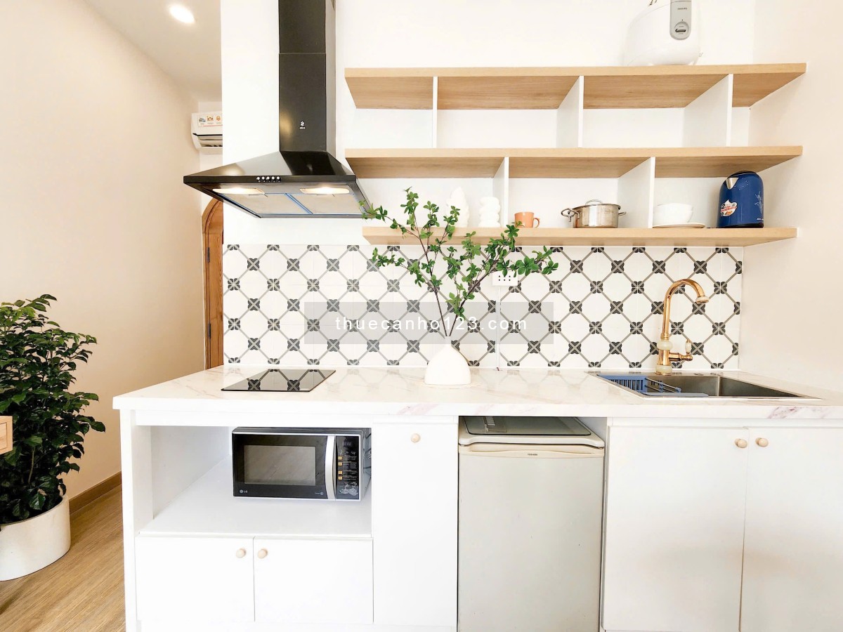 Cho thuê Studio cửa sổ trời Q1, ngay phố tây Bùi Viện, giáp Trần Hưng Đạo, cầu Ông Lãnh, Pullman