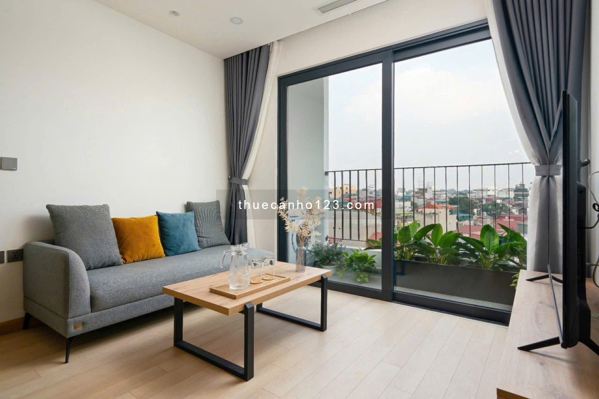  Cho thuê căn hộ 1 phòng ngủ cực lớn Quận Tân Bình | Ban công rộng | Full nội thất | Gần sân bay