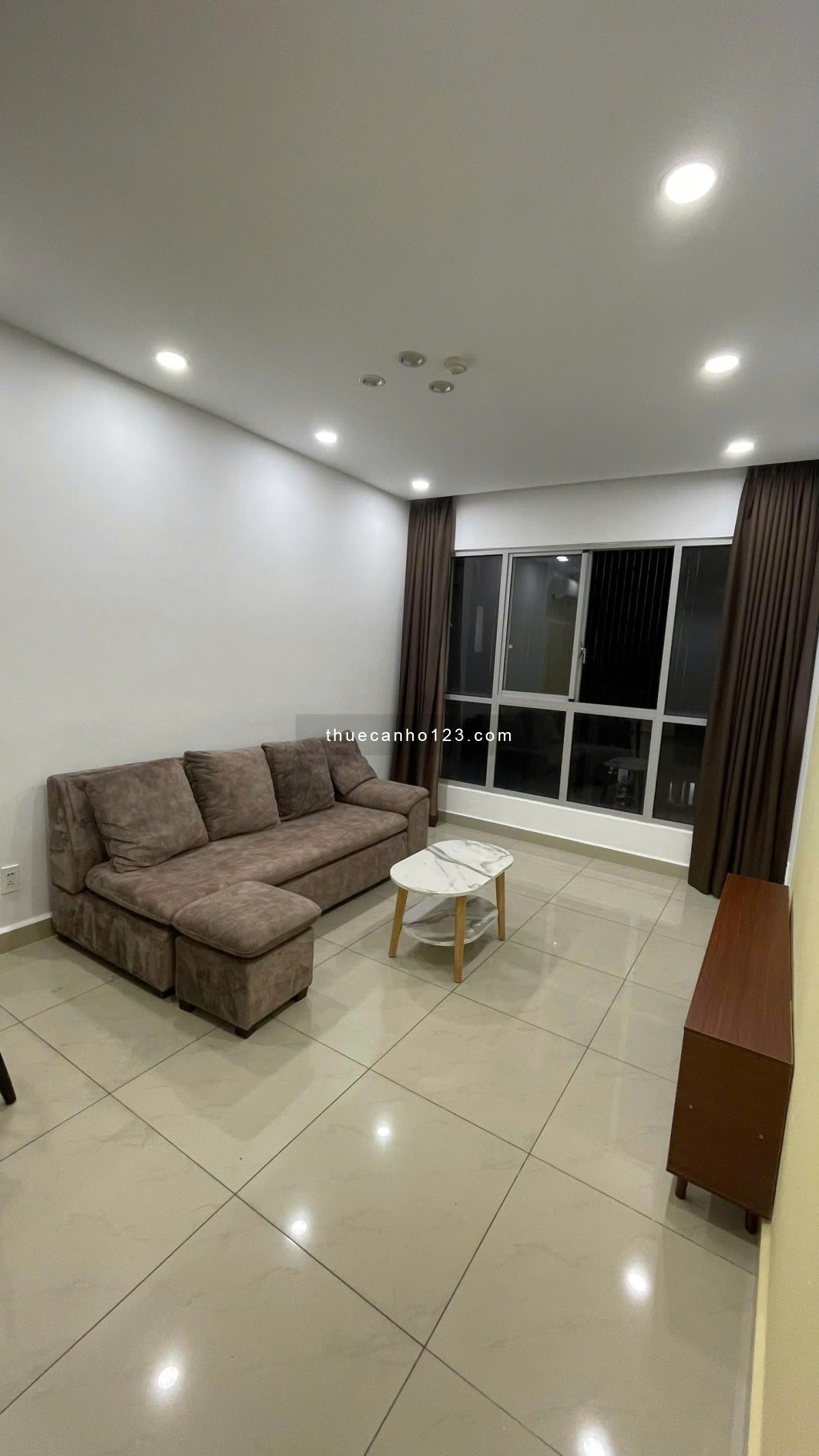 Tìm khách thuê dài hạn, Khu Ruby Celadon City, Sát AEon Mall Tân Phú, 2pn 2wc Full NT như hình