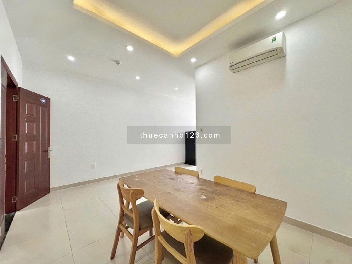 Cho Thuê Căn Hộ 1 Phòng Ngủ Ban Công 50m2 Full Nội Thất Máy Giặt Gần Chợ Hoàng Hoa Thám Tân Bình