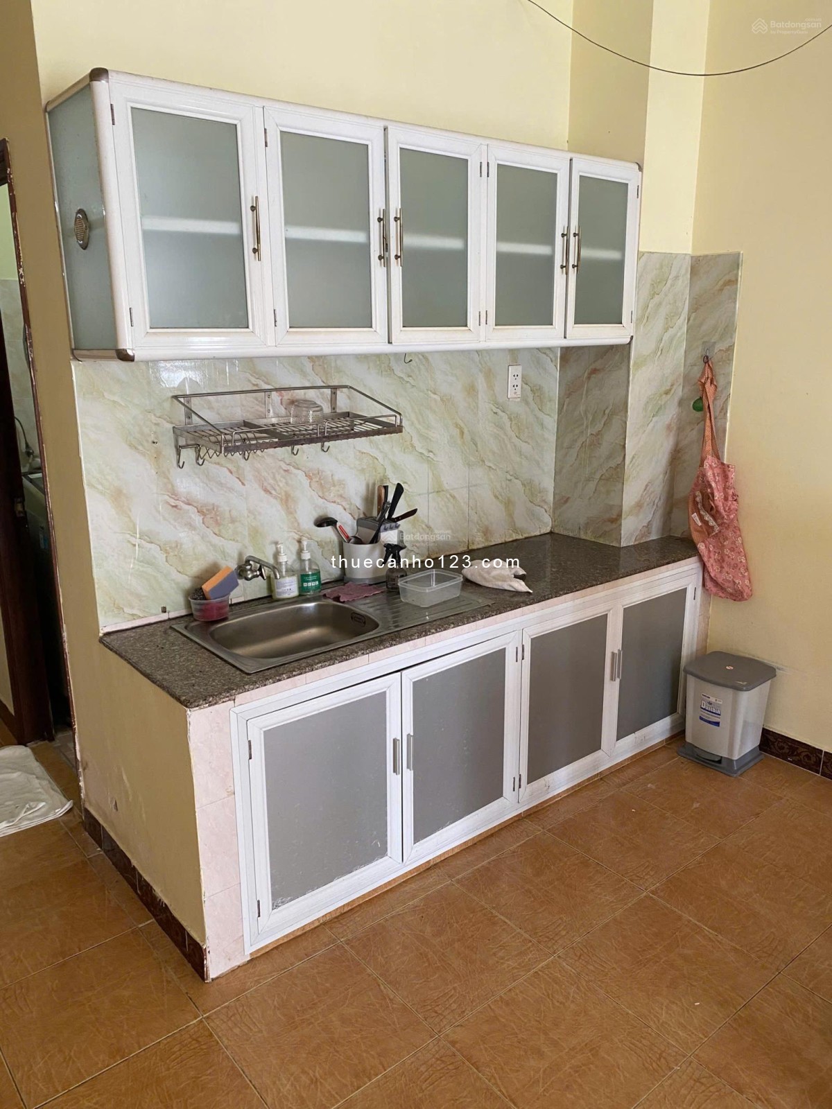 Cho thuê căn hộ Seaview – KĐT Chí Linh - 1 phòng ngủ, 1 WC - 4,5 triệu/tháng