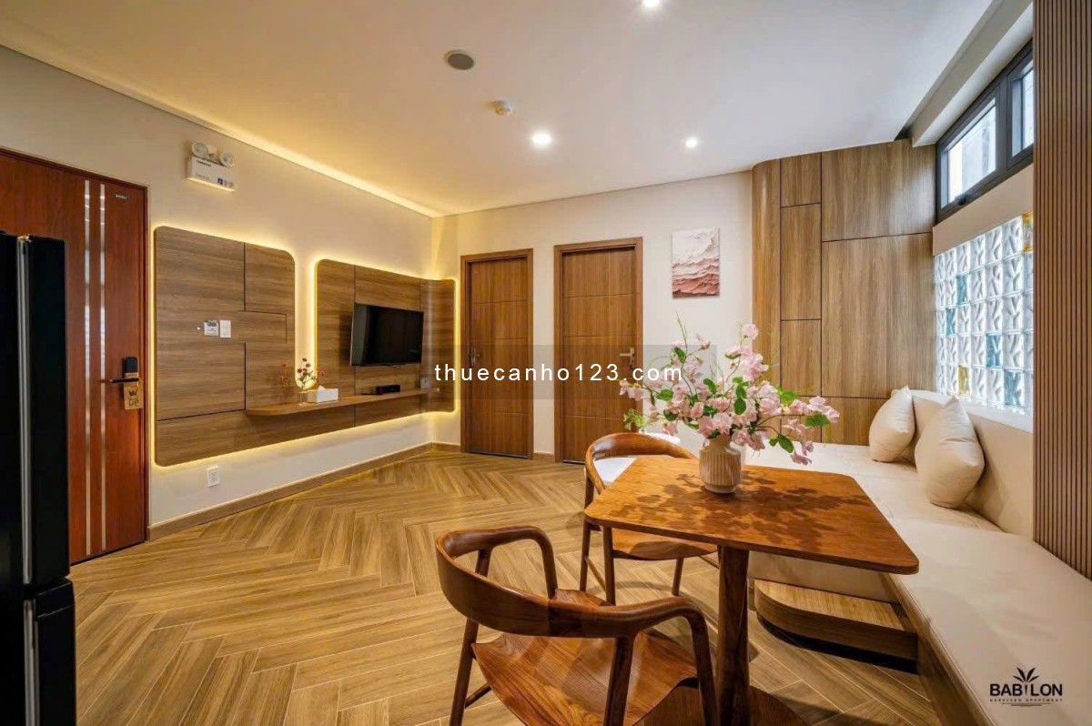 Trống lại siêu phẩm 2PN/1WC – Phòng ngủ view kính ngay Công viên Hoàng Văn Thụ, sân bay, khu K300.