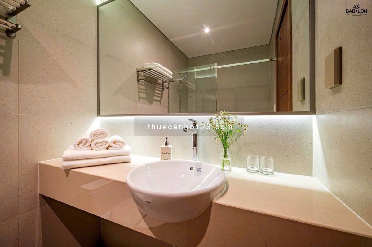 Trống lại siêu phẩm 2PN/1WC – Phòng ngủ view kính ngay Công viên Hoàng Văn Thụ, sân bay, khu K300.