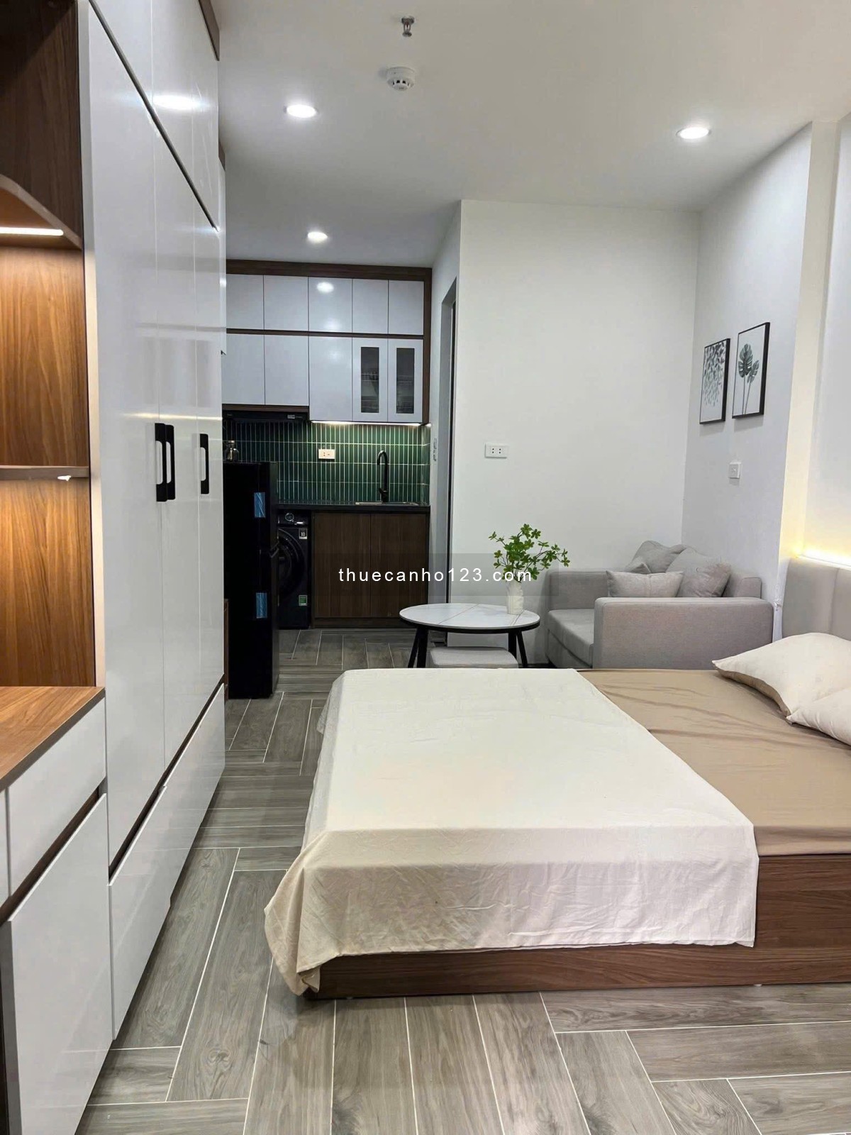  Cho thuê căn hộ 1 phòng ngủ Quận Tân Bình | Ban công rộng | Full nội thất | Gần sân bay