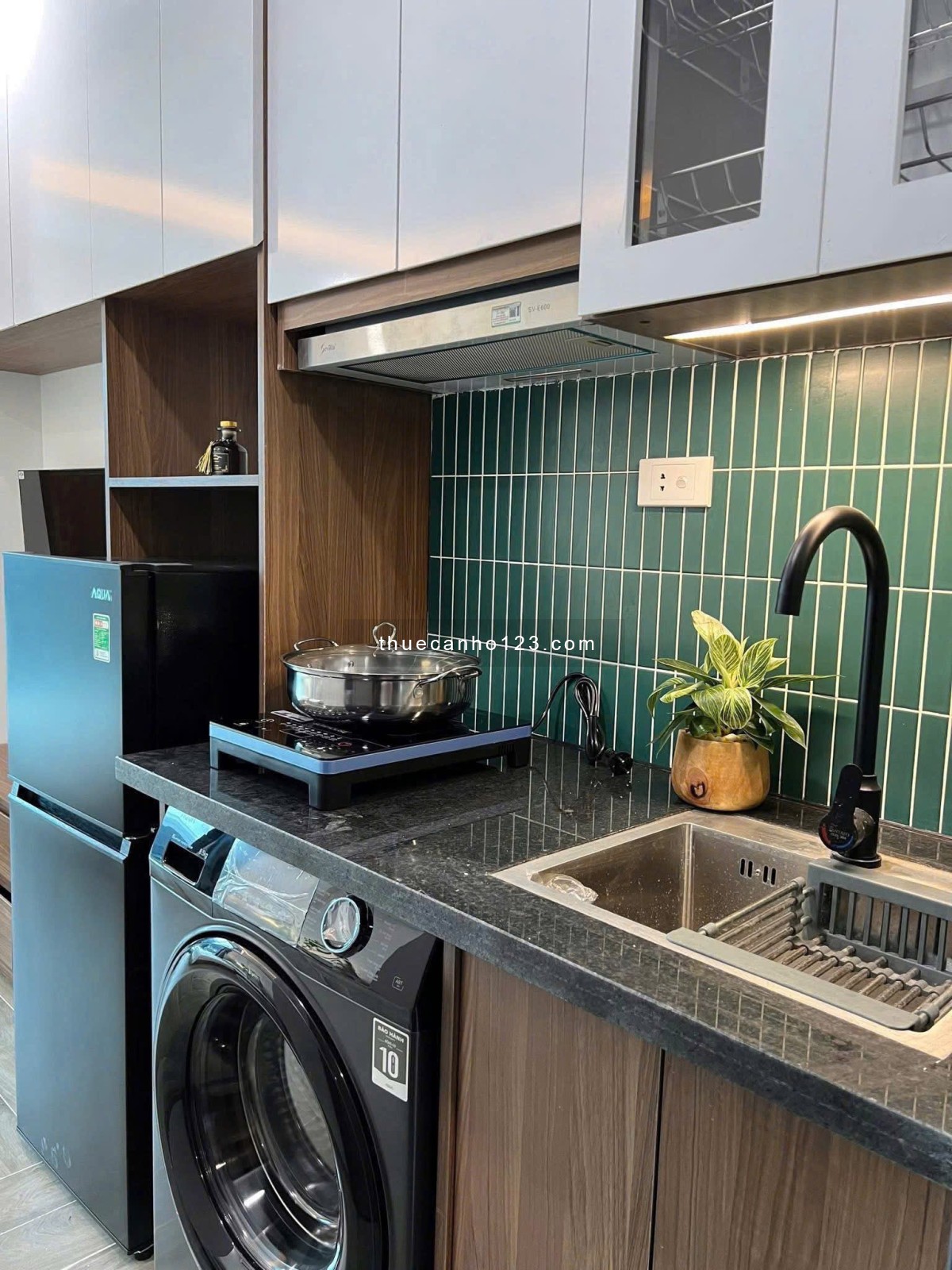  Cho thuê căn hộ 1 phòng ngủ Quận Tân Bình | Ban công rộng | Full nội thất | Gần sân bay