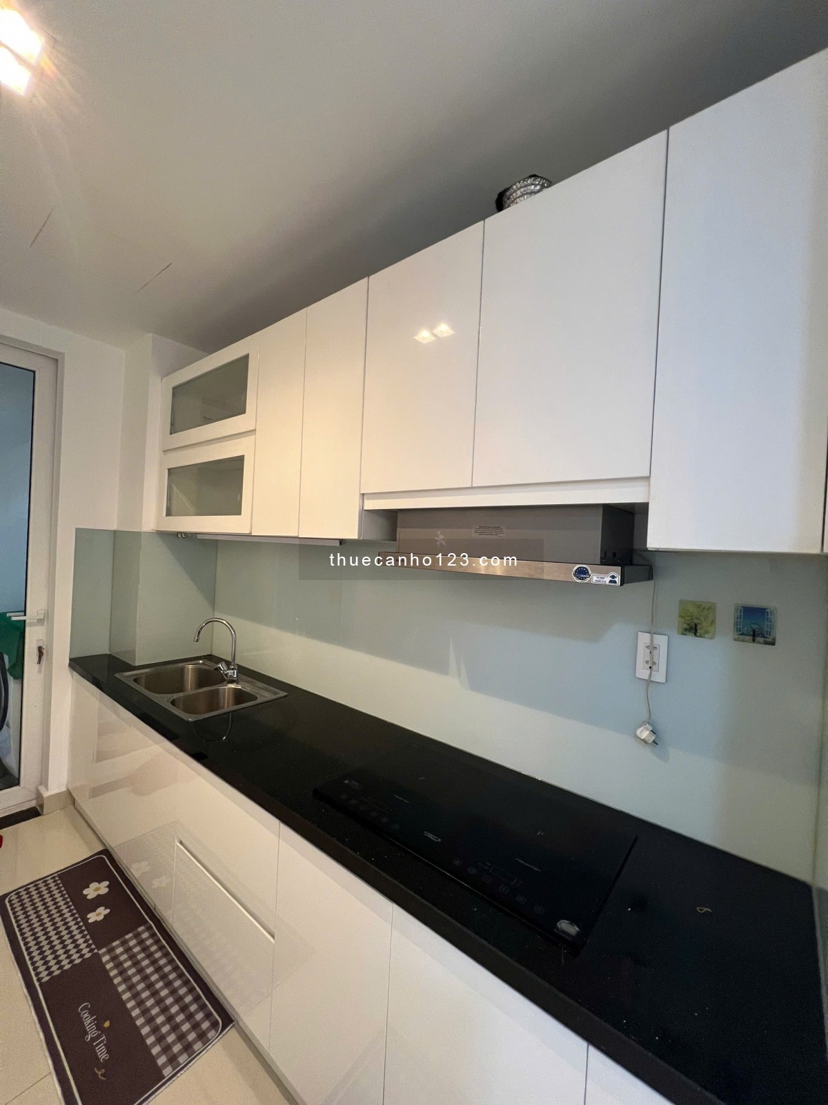 Cho thuê căn hộ Sky Center 2PN/2WC Full Nội Thất 15Tr, giỏ hàng 5 Căn Tel 0942811343 Tony