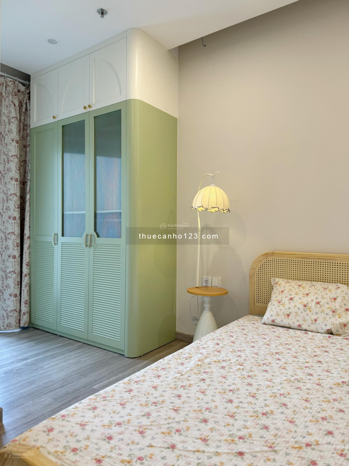 Cho thuê căn hộ 2PN 70m2 tại Sky Forest Residences, view đẹp, chính chủ