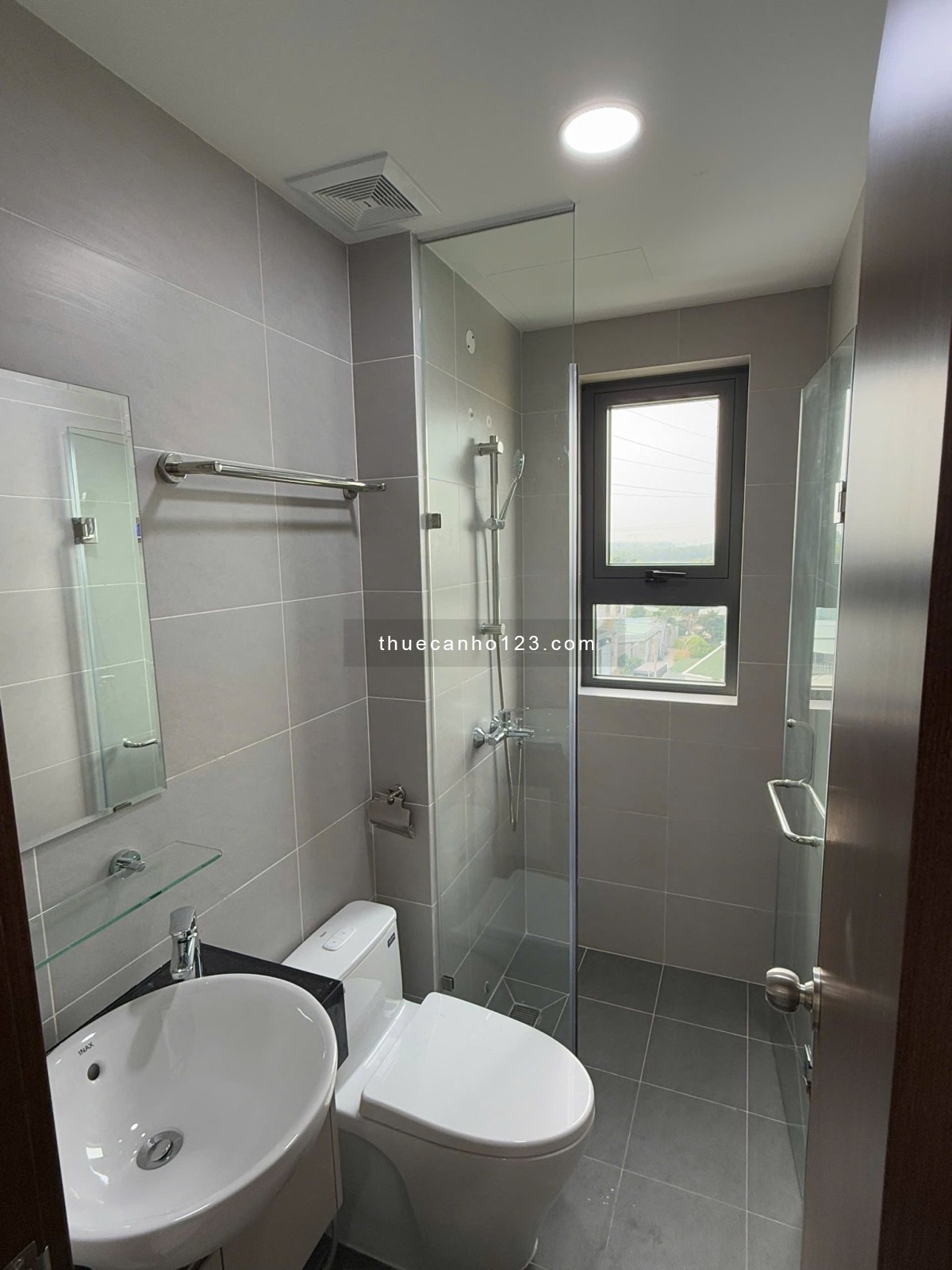 Căn góc Bcons Plaza 2PN 2WC chỉ 6 triệu