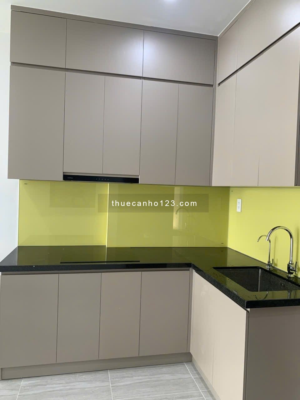 Cho thuê căn hộ Bcons Sapphire 2PN NTCB 6,5 triệu/tháng