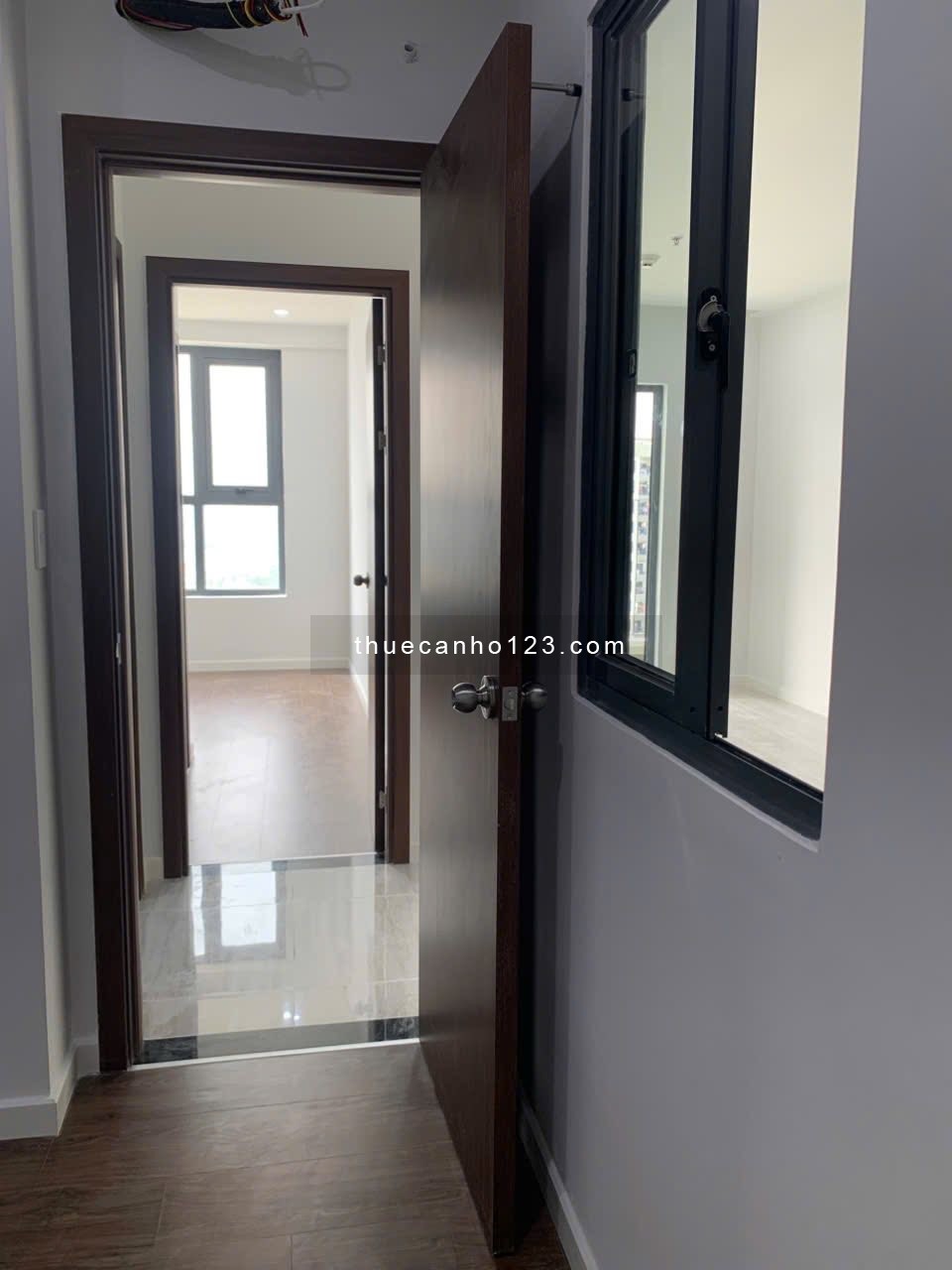 Cho thuê căn hộ Bcons Sapphire 2PN NTCB 6,5 triệu/tháng