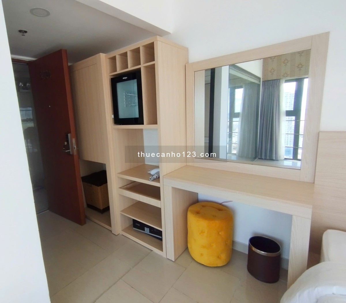 Cho thuê phòng khách sạn giá rẻ view cực đỉnh tại TTTP Nha Trang