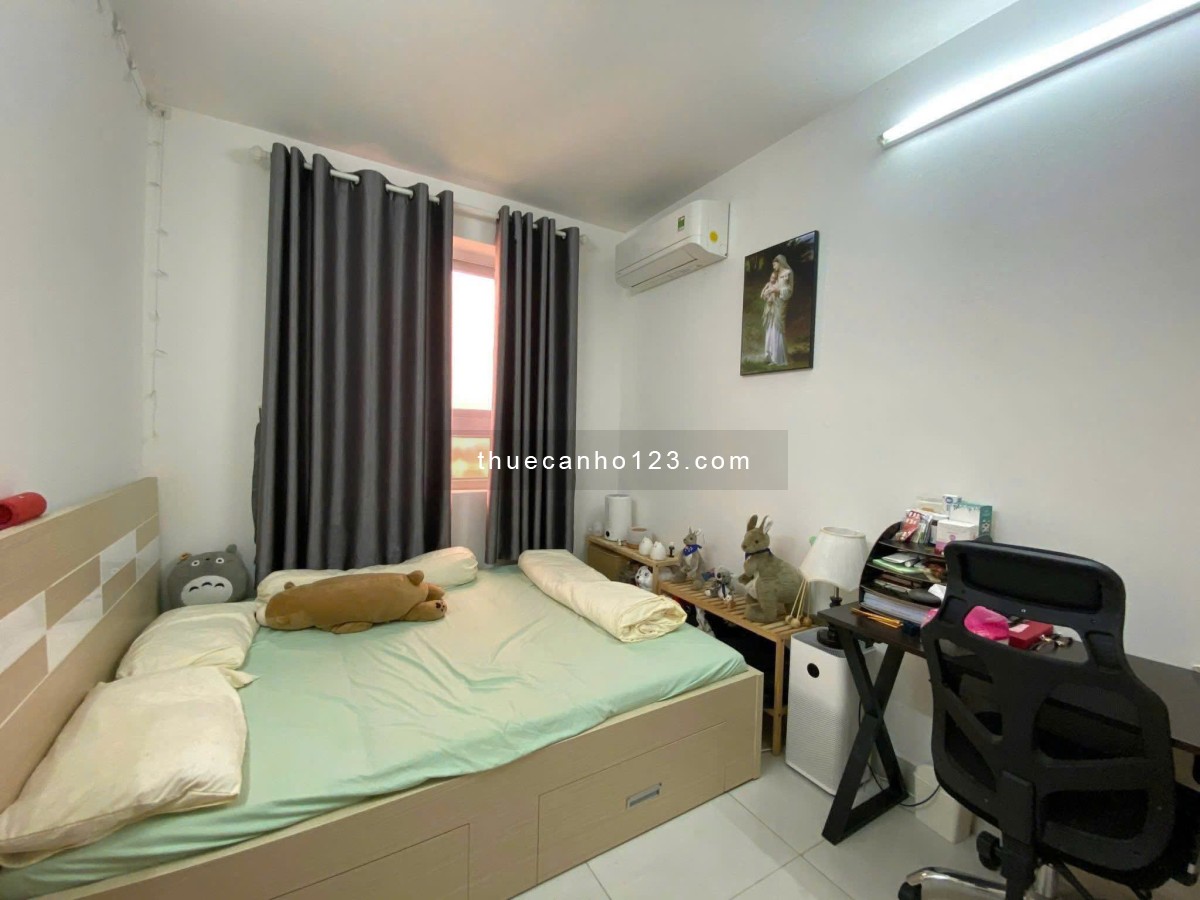 Giá 12tr/th, C/h Harmona, Trương Công Định, TB: 81m2, 2p ngủ, 2wc, Nội thất.