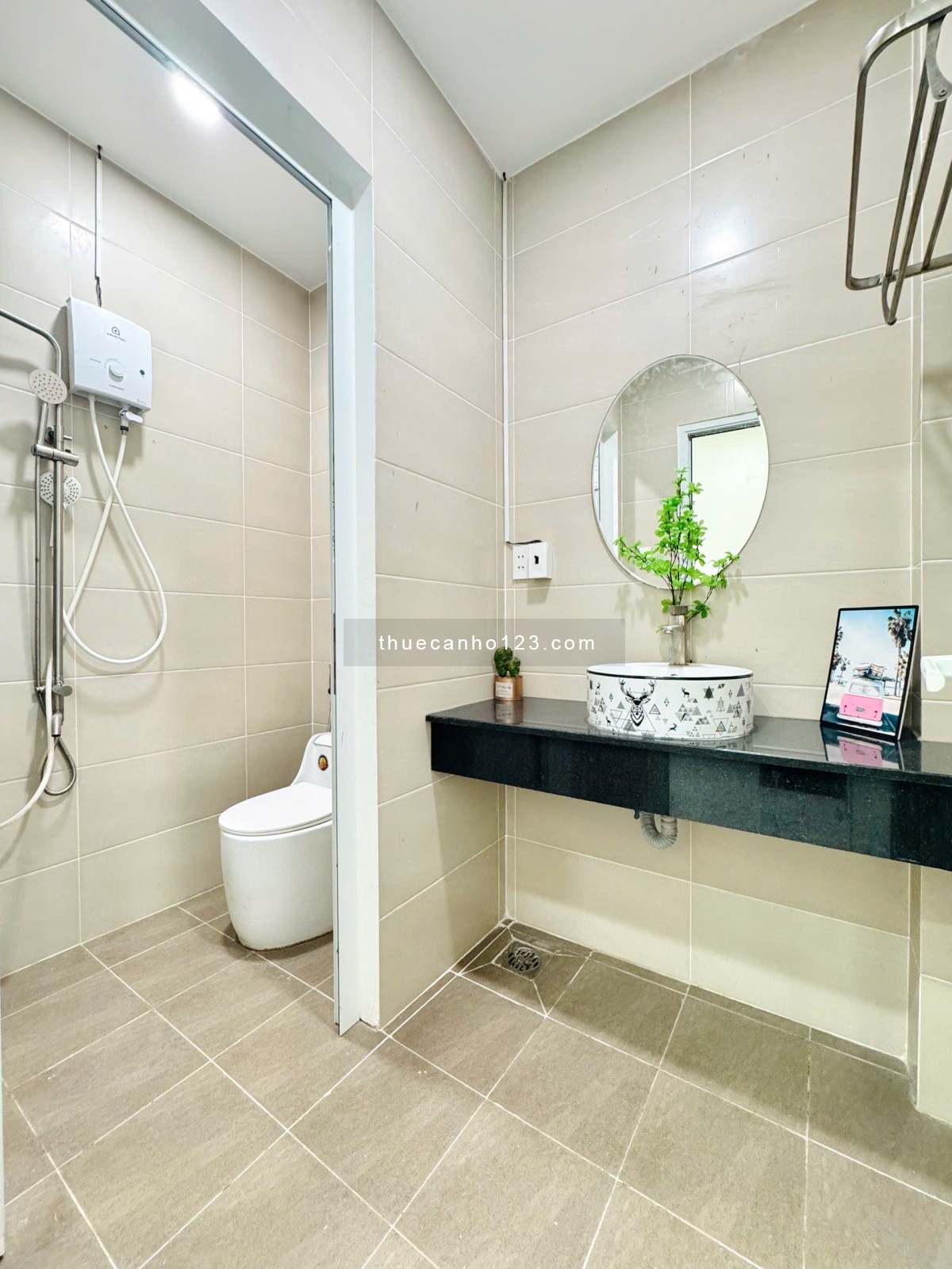 Cho thuê căn hộ 1PN Tân Bình, gần sân bay & Etown & Ga T3