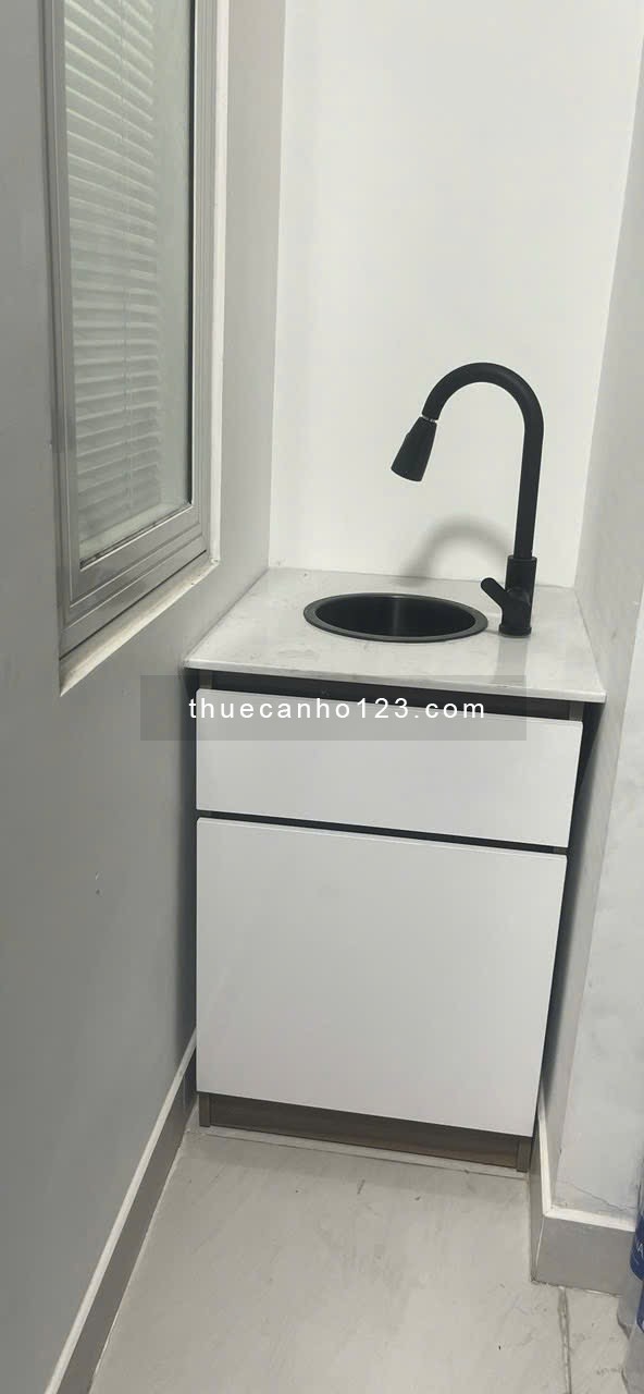 Cho thuê căn hộ 1PN ban công – Sáng thoáng| Ngay Bạch Đằng, P2 – Tân Bình – Gần Sân bay Tân Sơn Nhất