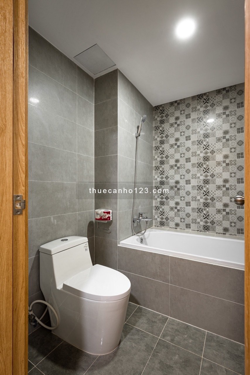 Căn hộ giá tốt ngay Hoàng Hoa Thám - Full nội thất_ban công thoáng