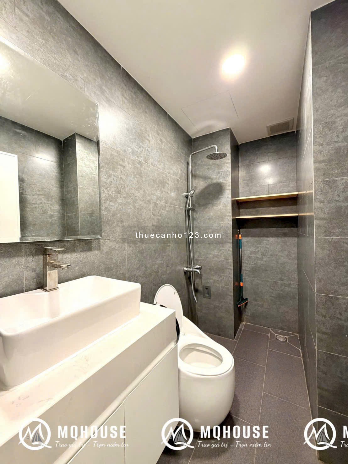 Căn Hộ 1PN Cao Cấp Có Ban Công – Khu Vực Lê Lai, Quận 1 Khu trung tâm Lê Lai, Quận 1, TP.HCM