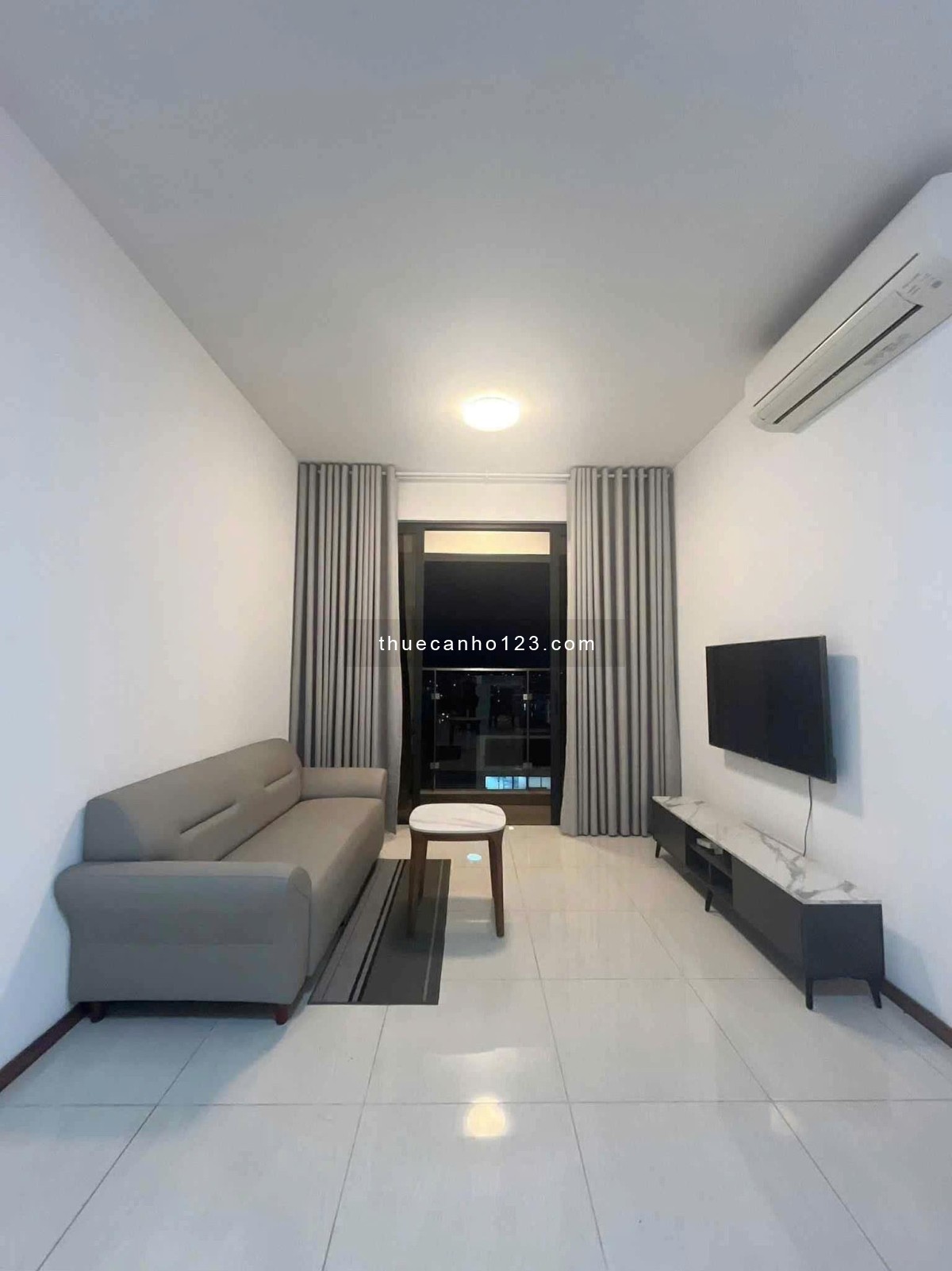 Giá 13tr căn 2p ngủ, C/c Carillon 1, Hoàng Hoa Thám, Tân Bình