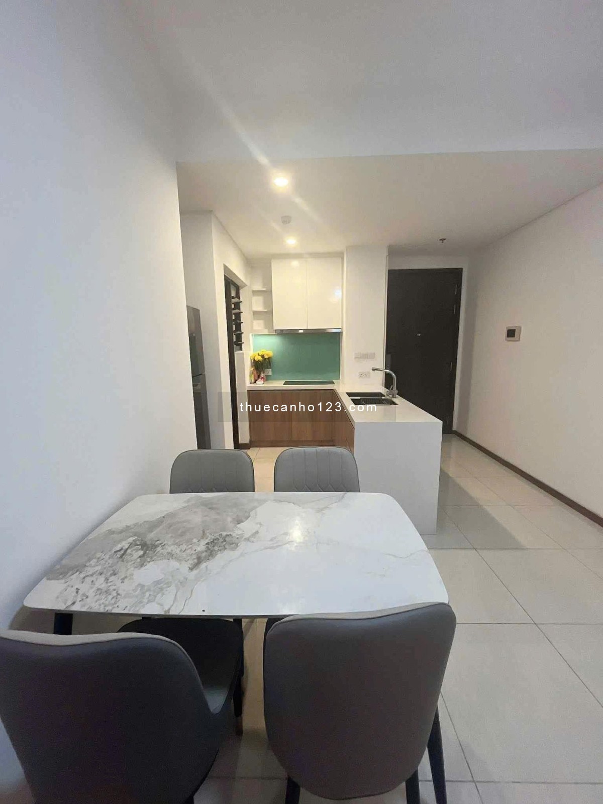 Giá 13tr căn 2p ngủ, C/c Carillon 1, Hoàng Hoa Thám, Tân Bình