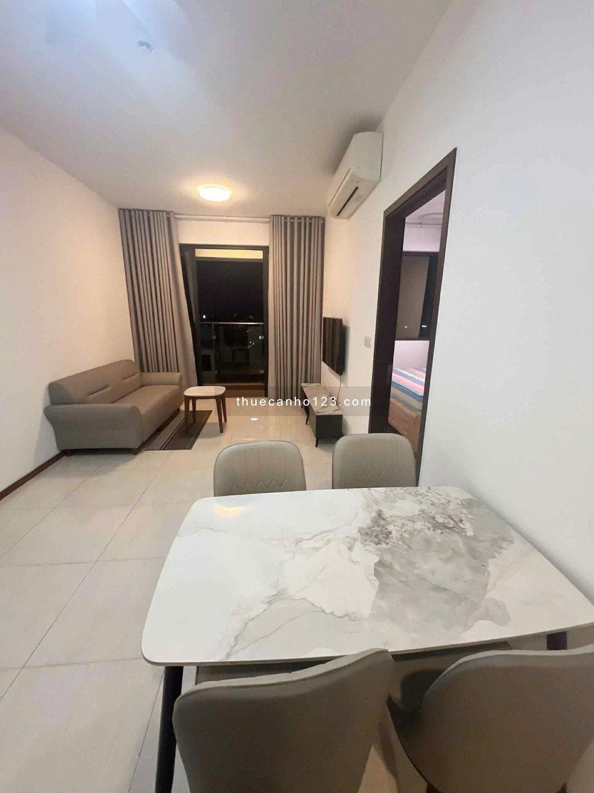 Giá 13tr căn 2p ngủ, C/c Carillon 1, Hoàng Hoa Thám, Tân Bình