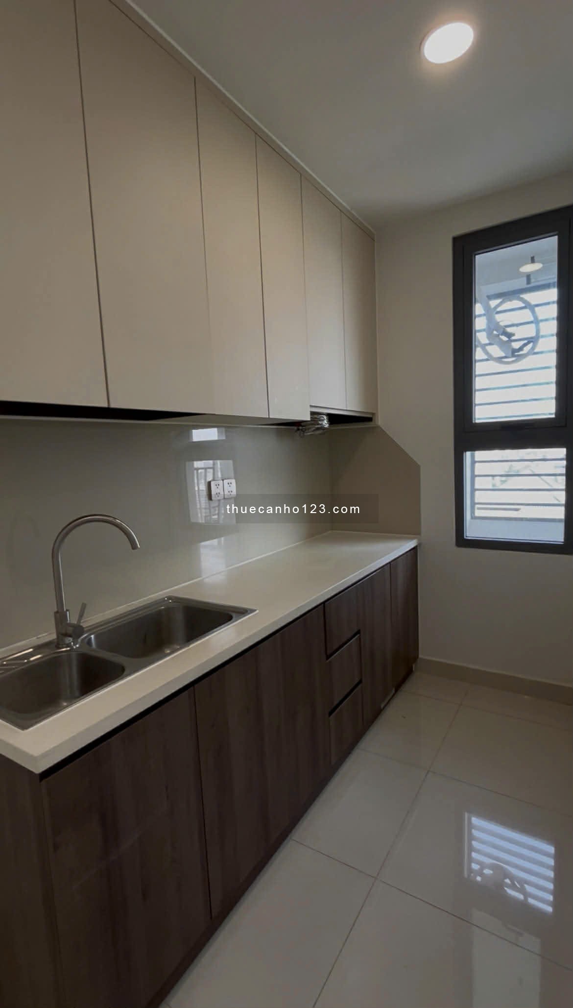 CẦN CHO THUÊ GẤP CH 2PN Q7 BOULEVARD MT NGUYỄN LƯƠNG BẰNG NHÀ MỚI Ở NGAY CHỈ 9TR/THÁNG LH 0919860092