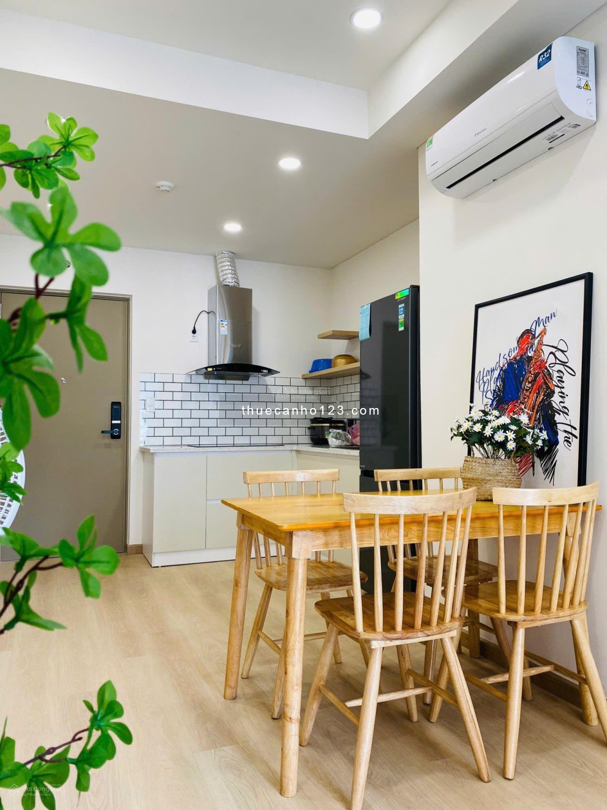 Cho thuê căn hộ The Dragon Castle 2PN full nội thất chỉ sách valli vào là ở