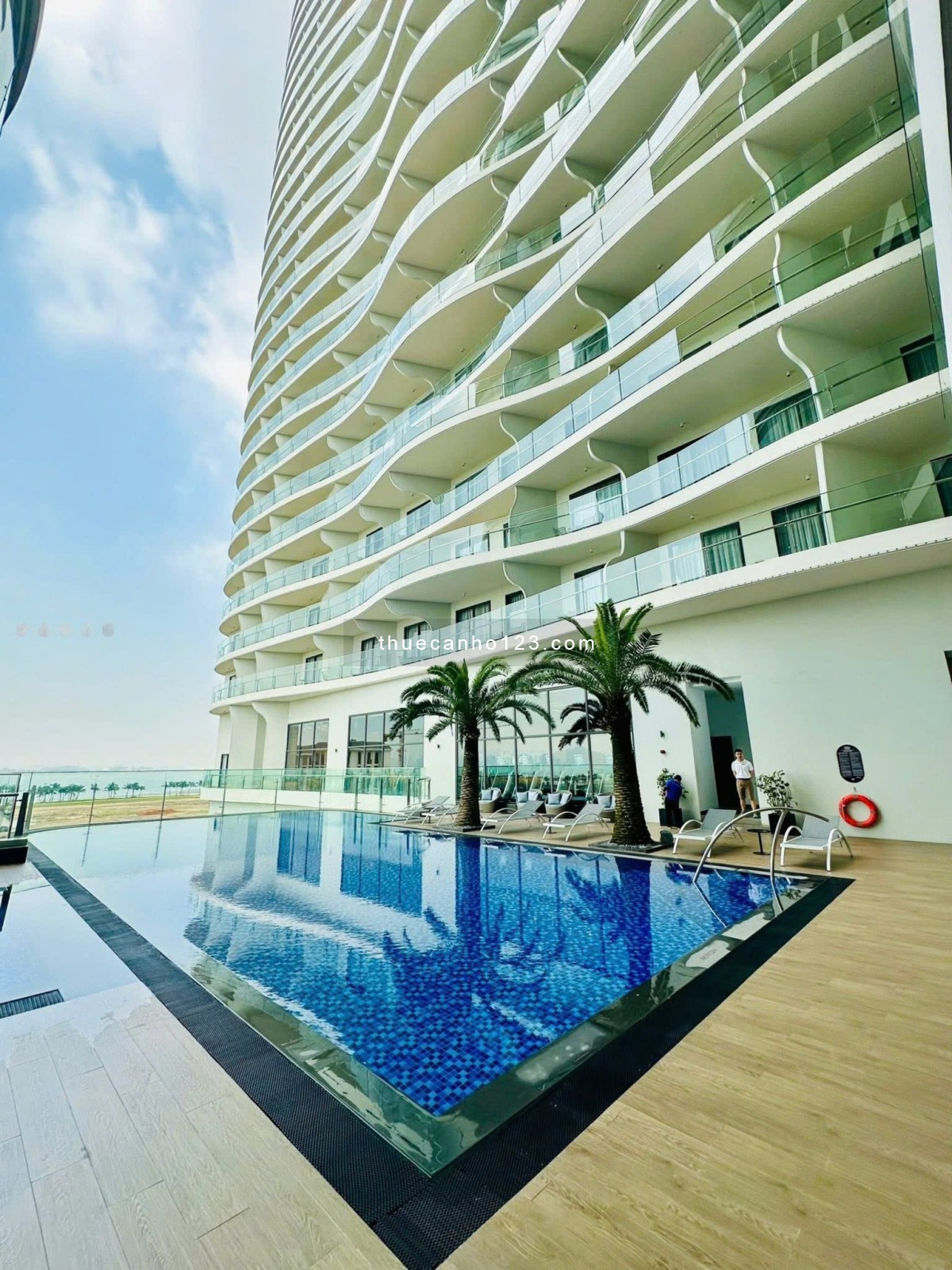 Cho thuê studio 35m2 full nội thất tại Citadines Marina Hạ Long