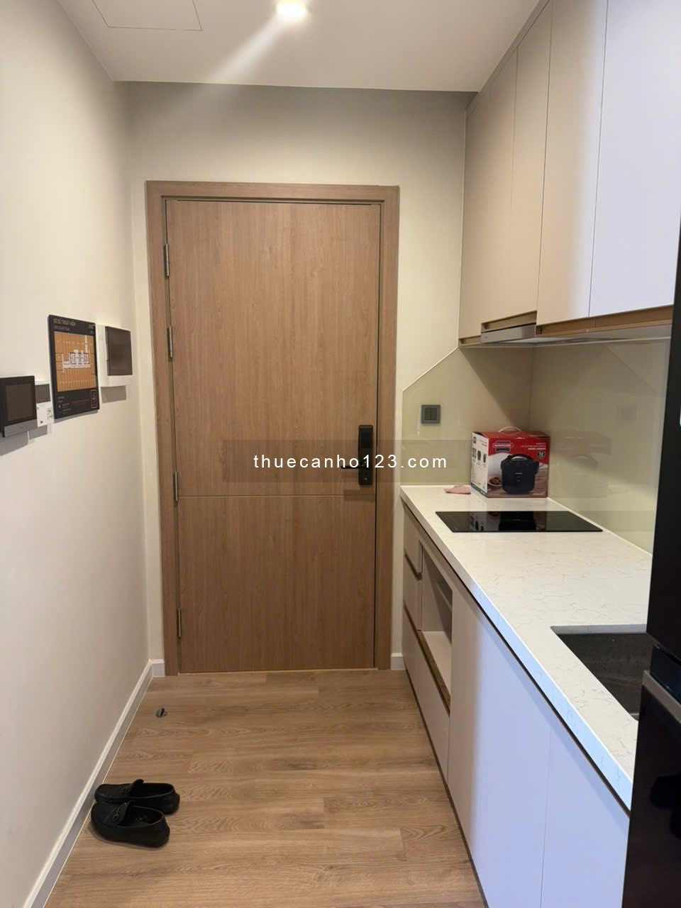 Cho thuê studio Icon40 – Bãi Cháy, full nội thất mới như hình