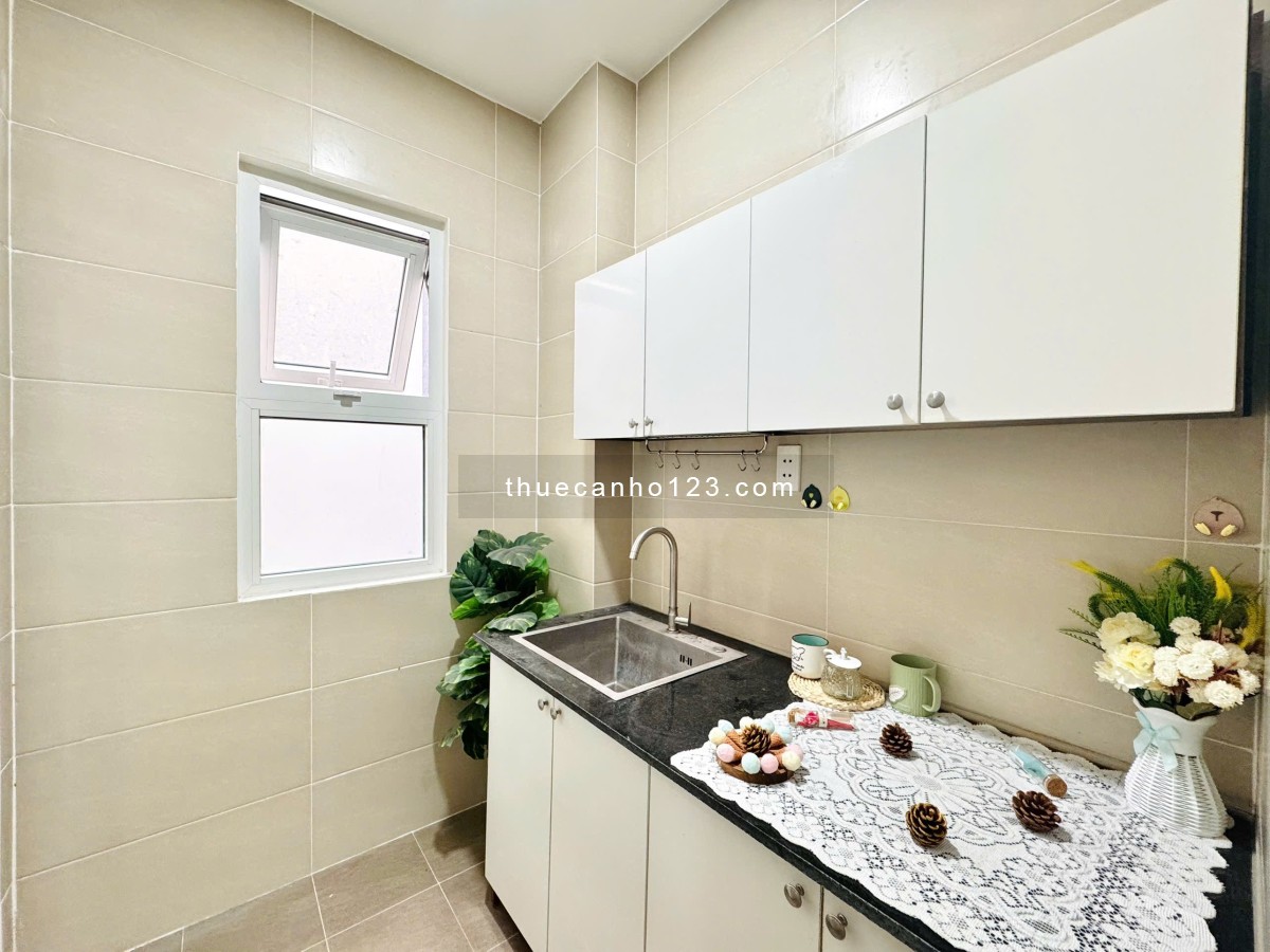 Cho Thuê Căn Hộ 1 Phòng Ngủ Ban Công 50m² Full Nội Thất, gần sân bay Tân Sơn Nhất, Etown