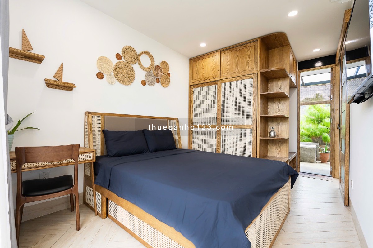 PENTHOUSE 2 PHÒNG NGỦ – SÂN VƯỜN RIÊNG – TRUNG TÂM QUẬN 1