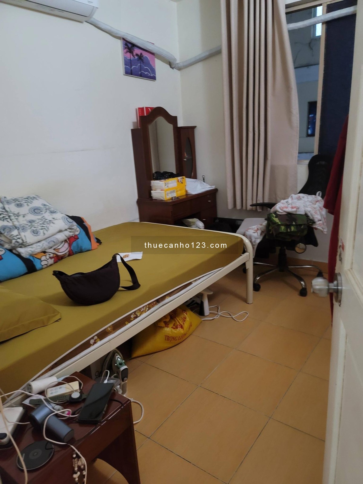 Chung cư 590, CMT8, P. 11, Quận 3 căn hộ 3p ngủ, NTCB giá 14tr