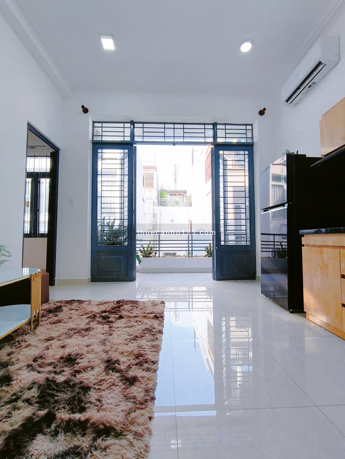 Căn Hộ 1PN Ban Công, Yên Tĩnh, An Ninh, Giờ giấc tự do Gần San Bay