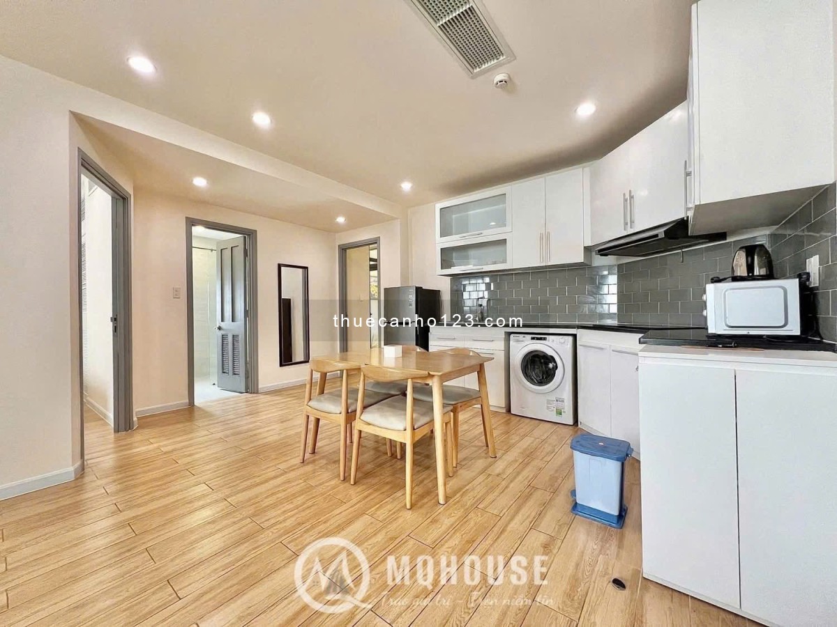 Cho thuê căn hộ cao cấp Tân Bình 1 phòng ngủ gần sân bay Tân Sơn Nhất có gym và hồ bơi, ban công