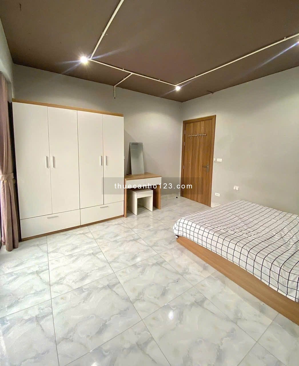 Cho thuê căn 1 phòng ngủ + 1 khách siêu hiếm – chỉ 1 căn